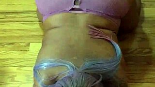 lemme flash my fat black ass quick yall 😈