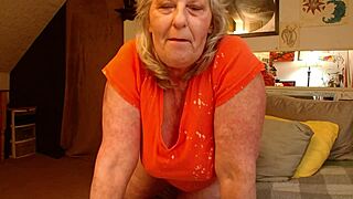 dawnskye's belly button under boobs armpits kisses fingering retro tease!