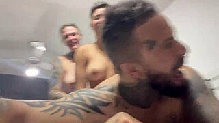 Aquele Sexo Gostoso Com Socada No Cu E Buceta Até Gozar