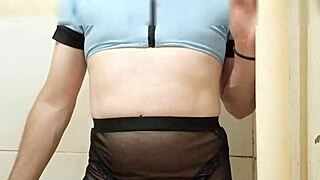 Sexy Lingerie CDZINHA Putinha Begs For Shemale Action!