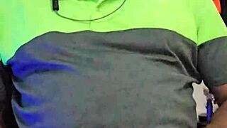 Ezsosa Flashes Curvy Bedroom Body in Uncensored Solo Exhibitionist Update