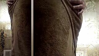 Holy shit, watch this chubby fat slut's ass jiggle wildly! Softcore solo compilation shakes every curve!