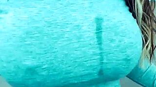 bimbos fingering on webcam know how to have real fun