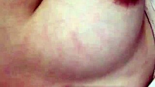 Hey, my Filipina girlfriend gets so horny solo