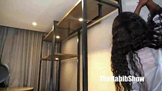 BBC stretches Chock Litt and Bella in lesbian threesome