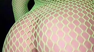 Nadia Diamo's hot latina ass twerkin slow-mo in fishnets got me mesmerized!