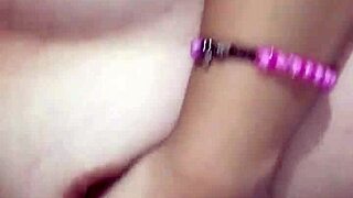 Hey, my Filipina girlfriend gets so horny solo