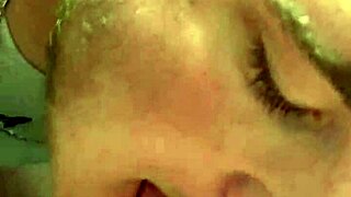 he sucks my wet clit so good in homemade milf action