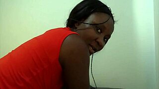 shorty bounces slutty big ass pro rides black cock jhodez1