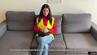 bus conductor catches cheating passengers and dishes out punishment