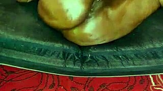 Sundaydogood614's Shaved Pussy Closeup from Homemade Update 913