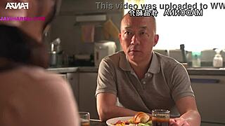 Casada dá pro sogro tarado e goza dentro dele 😍 legendado jav massage! 🔥