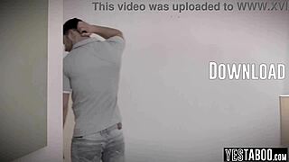 big tits milf nurse bangs paralyzed patient's hubby on bed 😏🍆