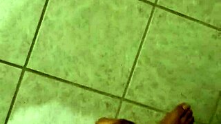 Chubby virgin fat guy jerks small cock in open messages