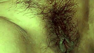 Brunette Wife's Hairy Beaver Peluches Up Close