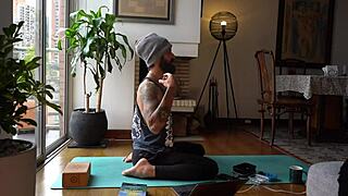 latina couple tutorial saves explosive sexual energy