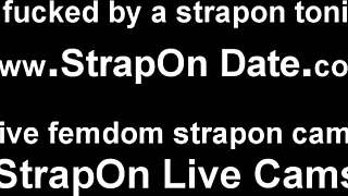 you finally let me peg that ass with my strapon 😈🍑