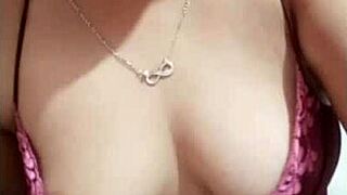 mexican lula connects for extended whatsapp video llamada session from home