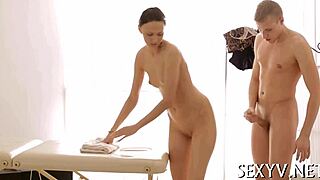 long cock teases n stretches her virgin pussy rough 😩🍆