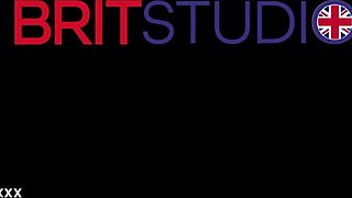 Nurse Brooks boldly sucks patient's throbbing monster cock deep