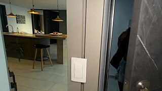 I Fuck The Juicy Colombian Maid's Tight Pussy With Monster Cock!