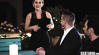 i crave rough double penetration from friends as teen waitress paige owens