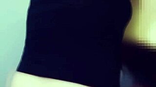 ay papi!! fuck me like a dirty slut... gimme that hot leche 😍🍆💦