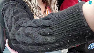 dirty husband slurps wife's blowjob in car