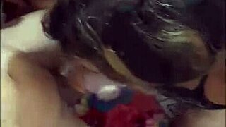 2 putas needed cash bad homemade 😏💸🍑