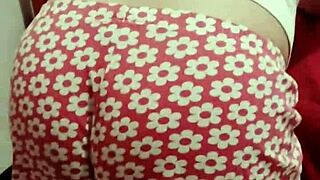 Auroraestelar the curvy latina milf housewife pisses masturbates in steamy shower workout