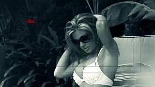 aubrey adams rubs and fucks outdoors in sun