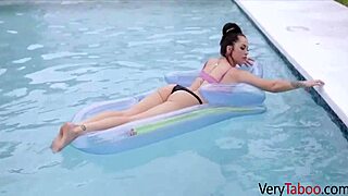 STEPUNCLE PERVERT POUNDS MJ FRESH HARD!