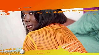 Sexy ebony bbw amateurs suck fat cocks 😍🍑