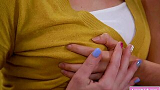 lesbian teacher rubs student's pussy so good 💦👩‍🏫