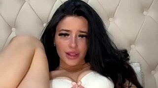 im horny american exchange student gf cravin' cock now