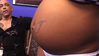 i crave barefoot pregnant ebony pussy licking cumshots in this threesome