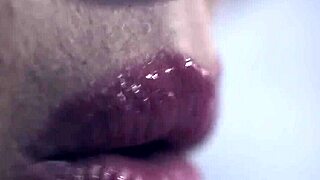 oh man, this milf scissoring her stepdaughter feels so wrong but hot...