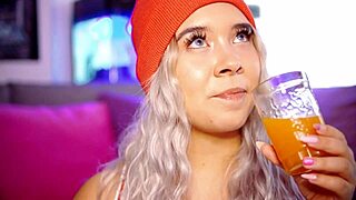 yo that colombian blonde bbw coed craves cock sucking daily on webcam