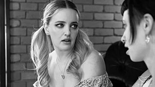 evil lesbians charlie forde and salem moan licking wet pussies