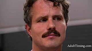 Hey, caught these pregnant BBWs fucking the masseuse threesome!