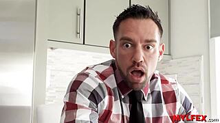 sensual housewife serves early morning breakfast ride