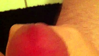 dude wanks furiously in public toilet stall