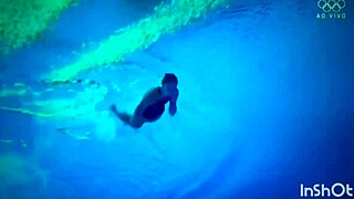 GOSTOSAS com CORPOS PERFEITOS nos SALTOS ORNAMENTAIS Ass Parade!