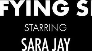 Sara Jay fingers herself on the kitchen counter