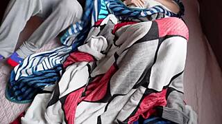 stepsis at 18 craves sideways pounding in homemade clip