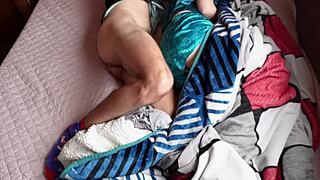 stepsis at 18 craves sideways pounding in homemade clip