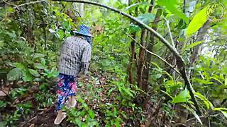 Thai Girl Stops Forest Walk for Outdoor Creampie Doggystyle
