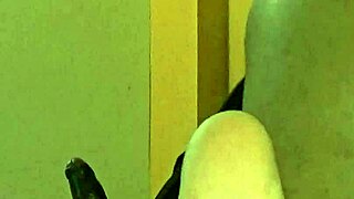 cheating curvy wife sneaks gardner fuck at home