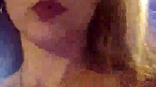 Fans go wild watching her masturbate live on webcam!