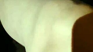 Fans go wild watching her masturbate live on webcam!